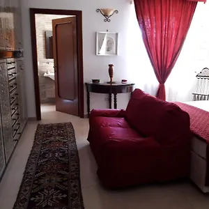 Larazzo Bed and breakfast